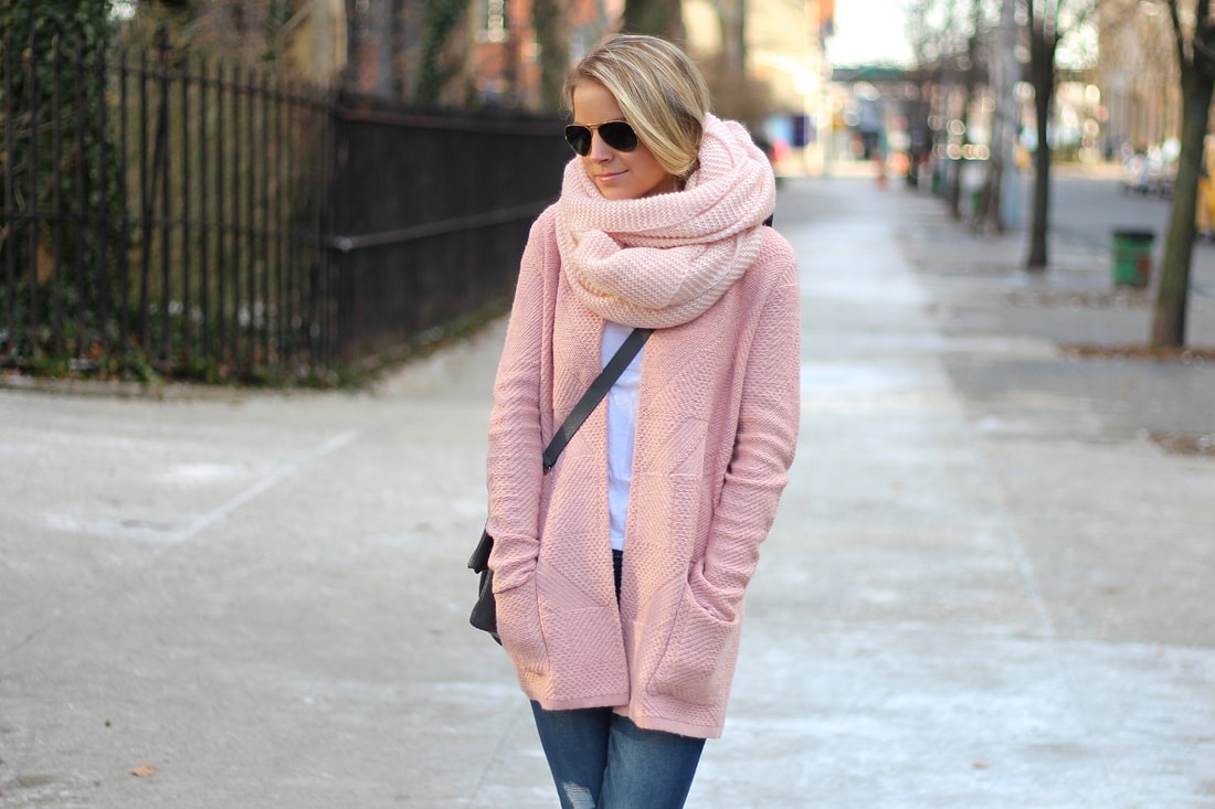 pink cardigan sweater, pink infinity scarf, light pink sweater