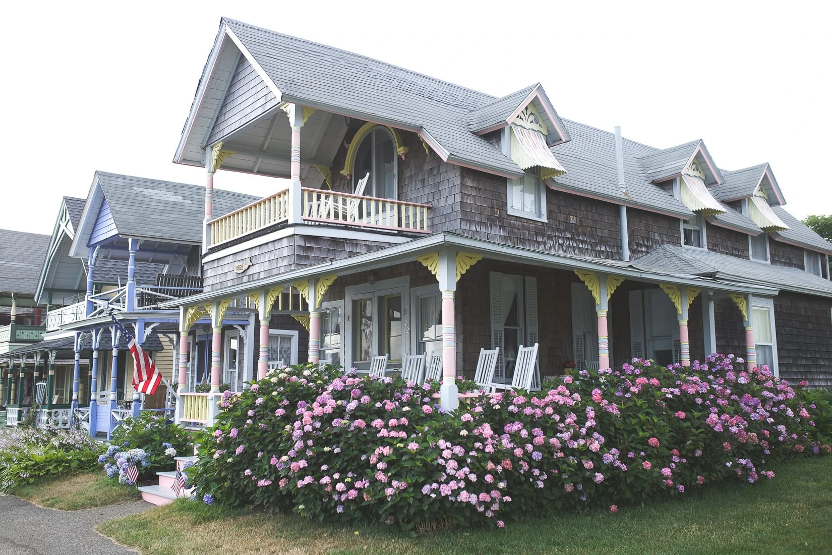 martha's vineyard homes