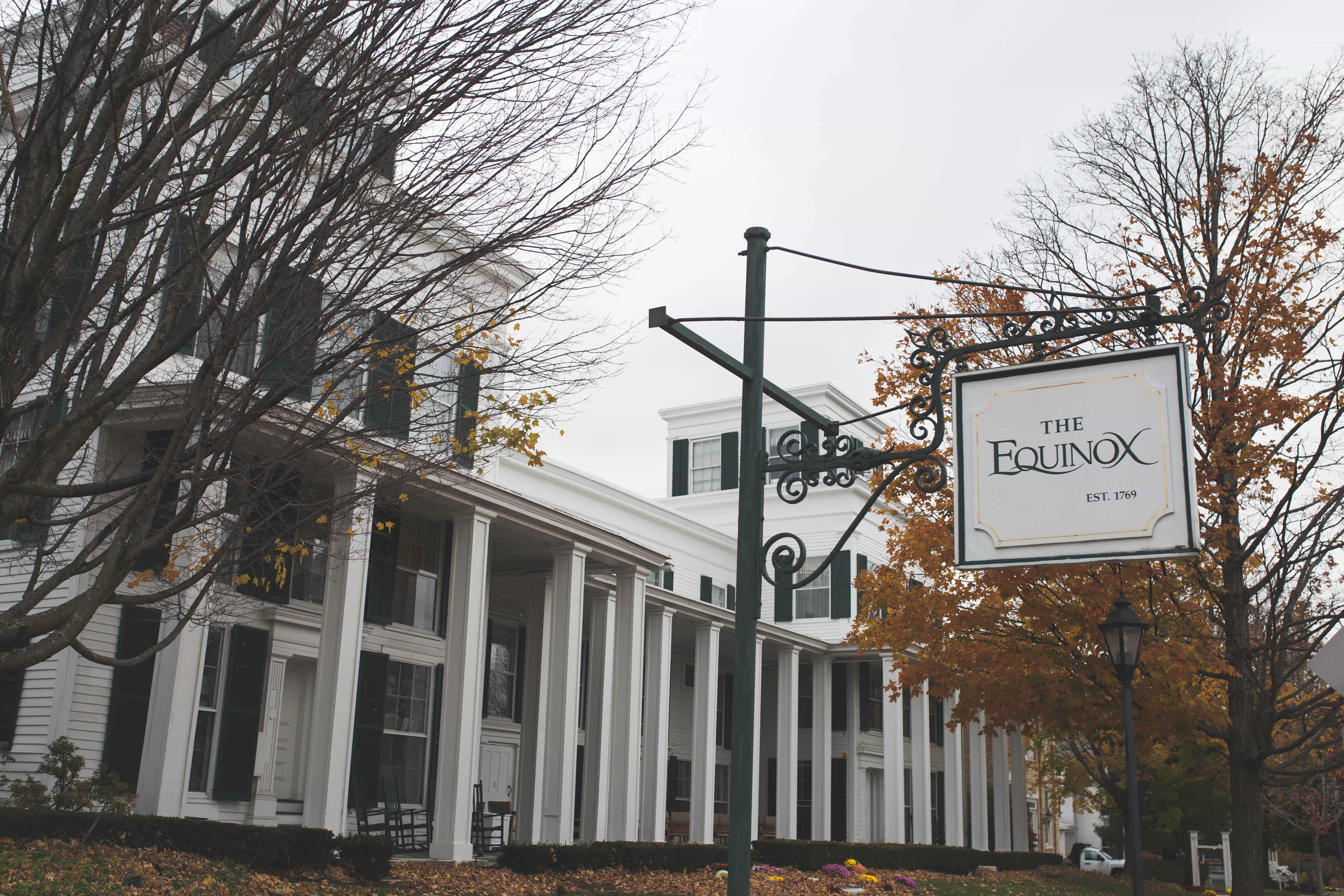 TRAVEL GUIDE MANCHESTER, VERMONT Styled Snapshots