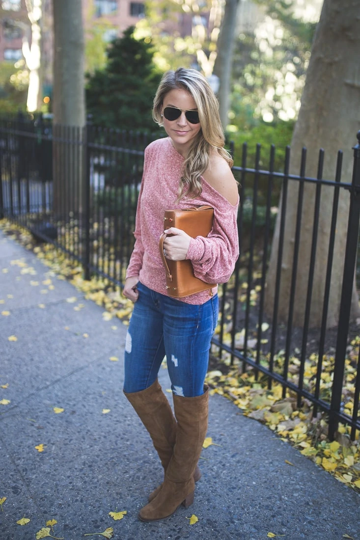 Valencia Off the Shoulder Pullover