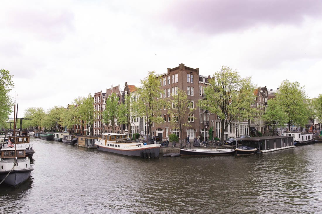 Amsterdam Travel Guide