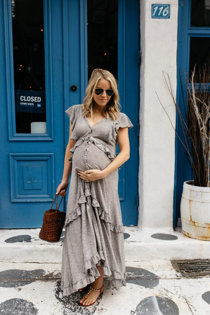 spring pregnancy style